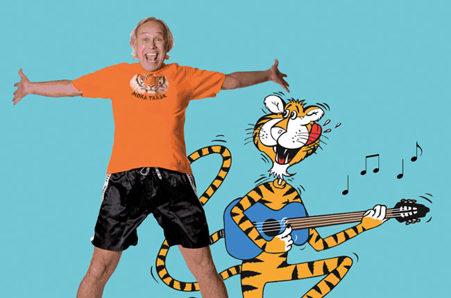 Bild på en person som sträcker ut armarna åt sidan och en tecknad tiger.